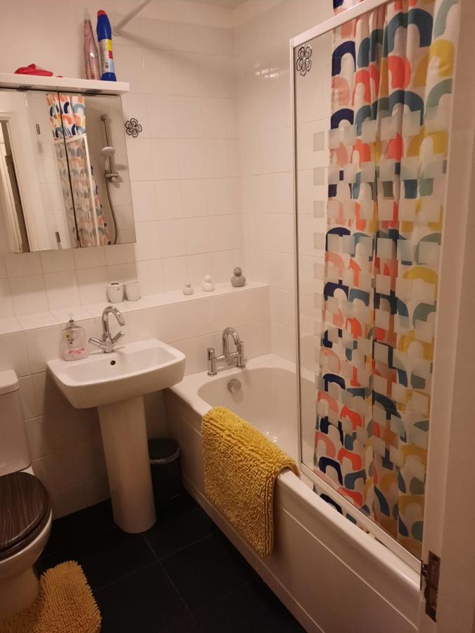 Ferienwohnung Redmire - 2 Bed 1St Floor Flat Overlooking Green Darlington  Exterior foto